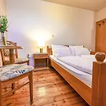 Bivanje na kmetiji Turisticna Kmetija Pungracic *