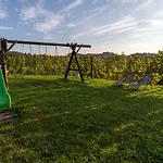 Bivanje na kmetiji Turisticna Kmetija Pungracic Zavrc