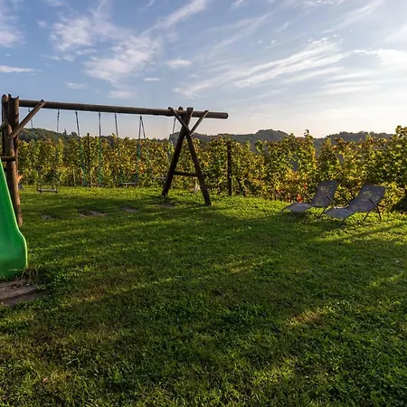 Farm stay Turisticna Kmetija Pungracic Zavrc