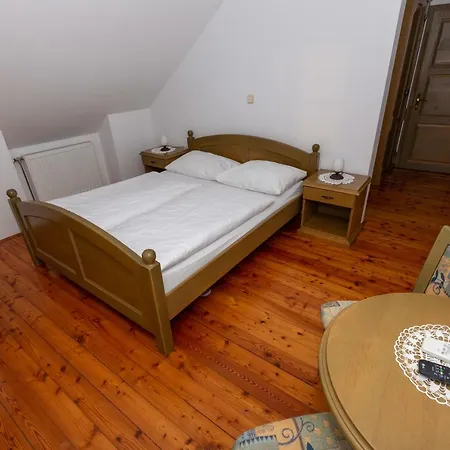 Turisticna Kmetija Pungracic Farm stay *